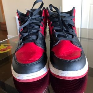 (used) Air Jordan 1 Mid *banned*